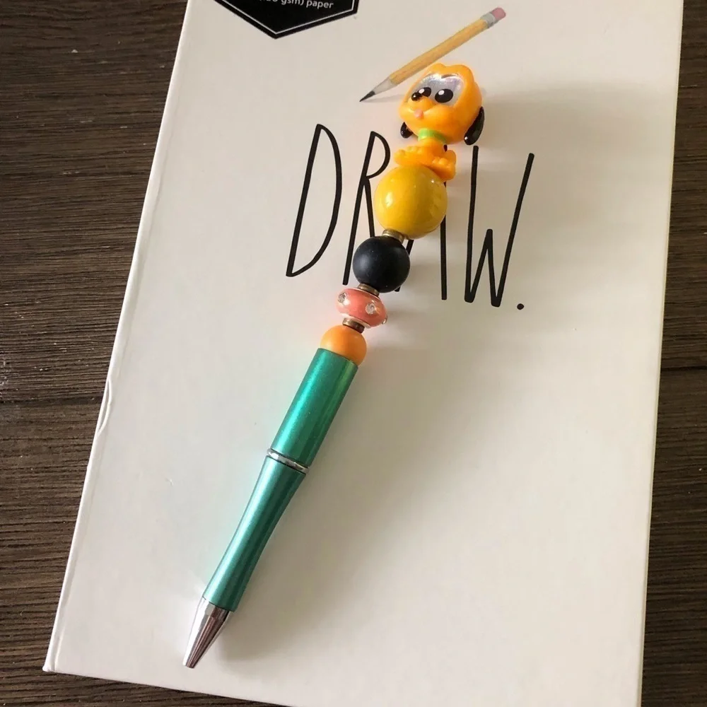 Disney Doorables: Mickey & Friends: Pluto handmade beaded pen